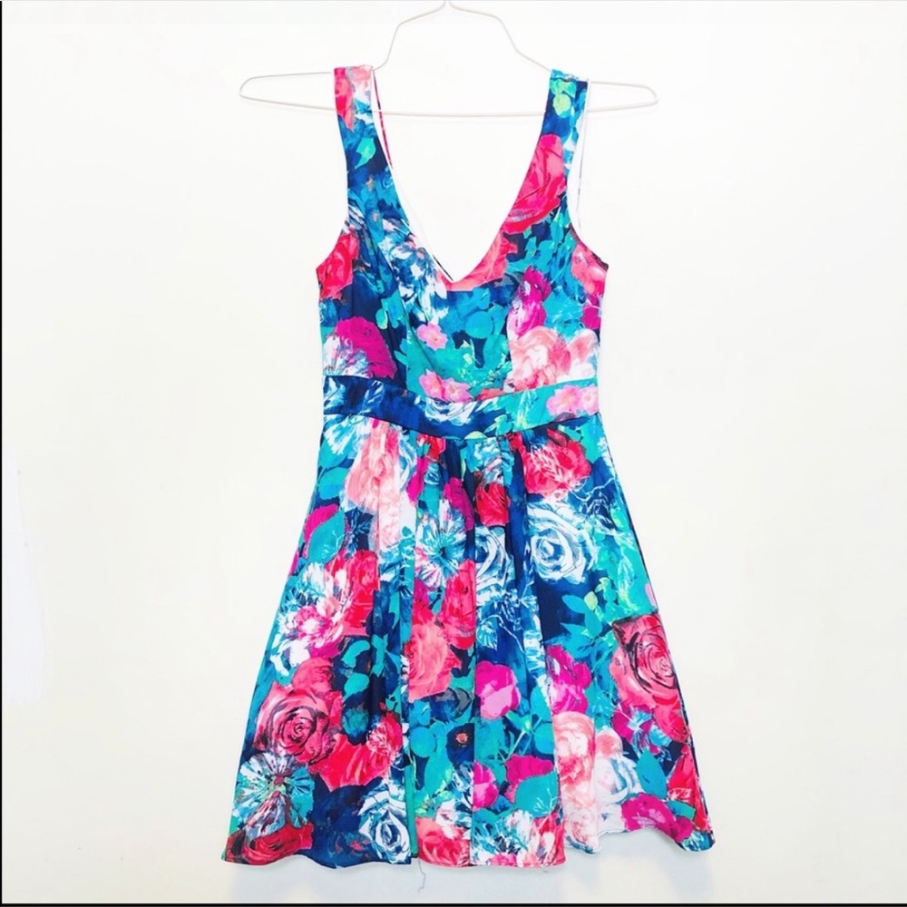 B Darlin Floral V Neck Back Mini Dress - Size XS